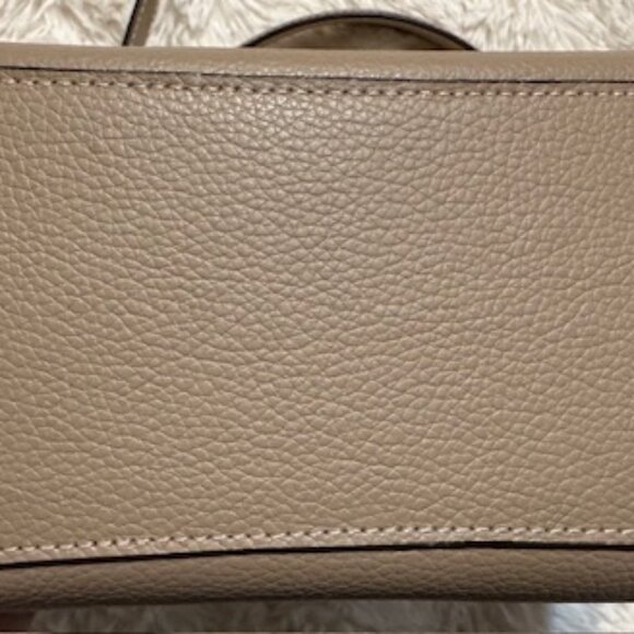 s-l400.jpg Coach Mollie Bucket 22- NWOT